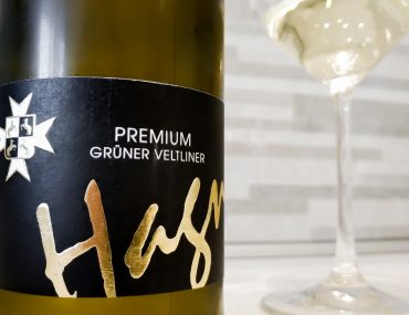 Hagn Premium Gruner Veltliner 2016 белое сухое вино обзор