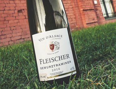 Обзор и дегустация Arthur Metz, «Fleischer» Gewurtztraminer, Alsace AOC, 2016