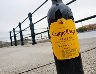 совместный обзор популярной Риохи Campo Viejo Tempranillo 2016