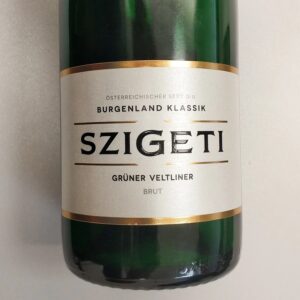 Обзор Szigeti Grüner Veltliner Sekt Brut Klassik